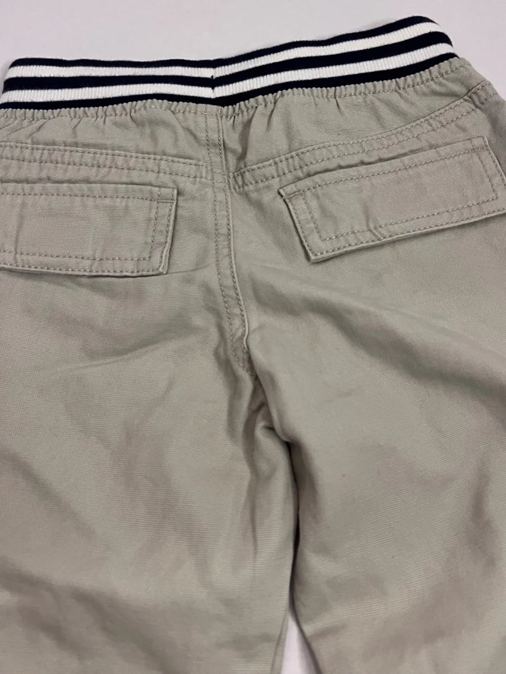 New with Tags! Gymboree boys cargo jogger pants in size 5T.